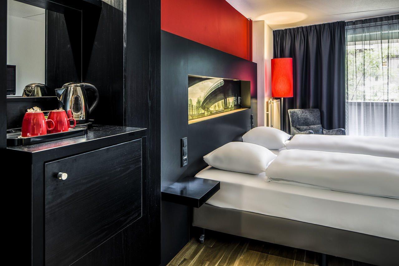 Leonardo Boutique Hotel Maastricht City Center Former Designhotel Exterior photo